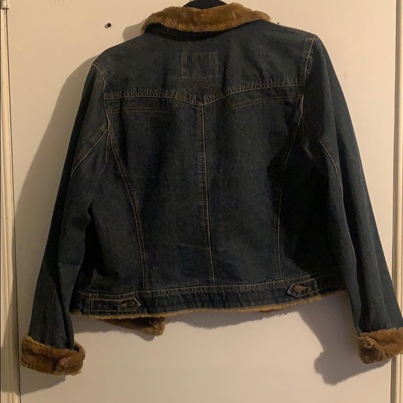 Mexx size12 Jean Jacket with Faux Fur Detail - Picture 4 of 4
